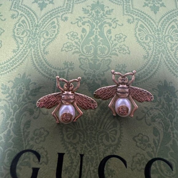 Gucci Gold Brass Bumble Bee Stud Earrings Gucci Logo - Picture 3 of 5